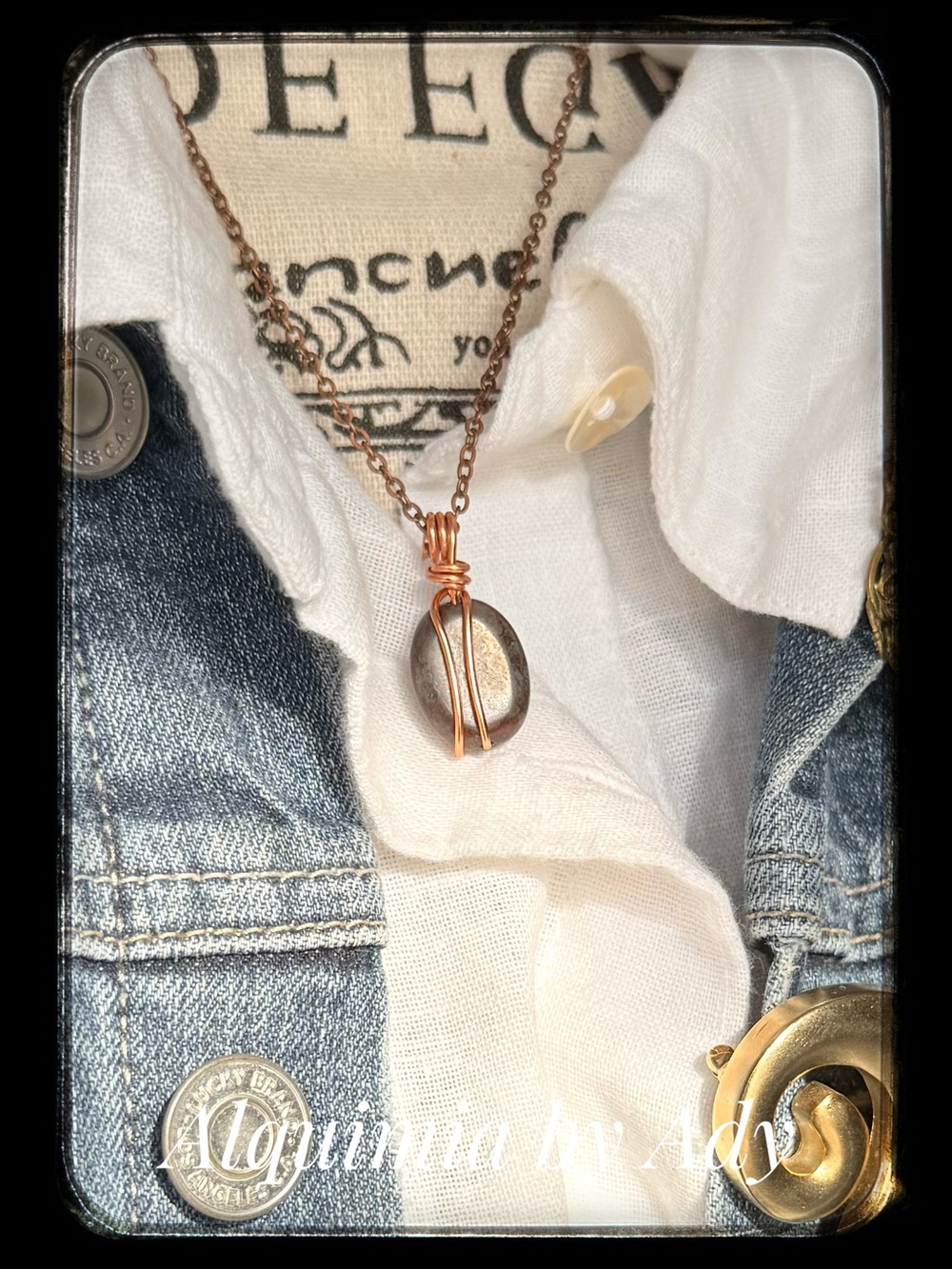 Que Será Copper Wire Brown and Copper Pendant Necklace